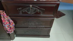 Almirah for Sale