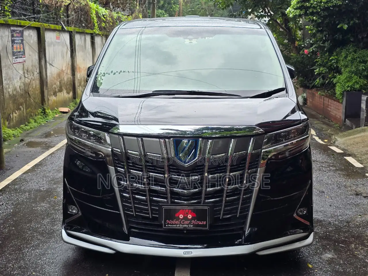 Toyota Alphard 2.5 Hybrid All-Wheel Drive 2019 Black