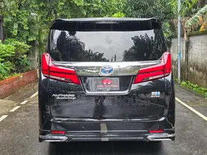 Toyota Alphard 2.5 Hybrid All-Wheel Drive 2019 Black