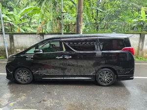 Toyota Alphard 2.5 Hybrid All-Wheel Drive 2019 Black