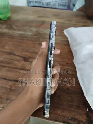 Vivo Y18 128 GB