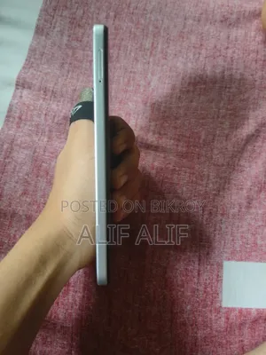 Infinix Hot 60i 256 GB Silver