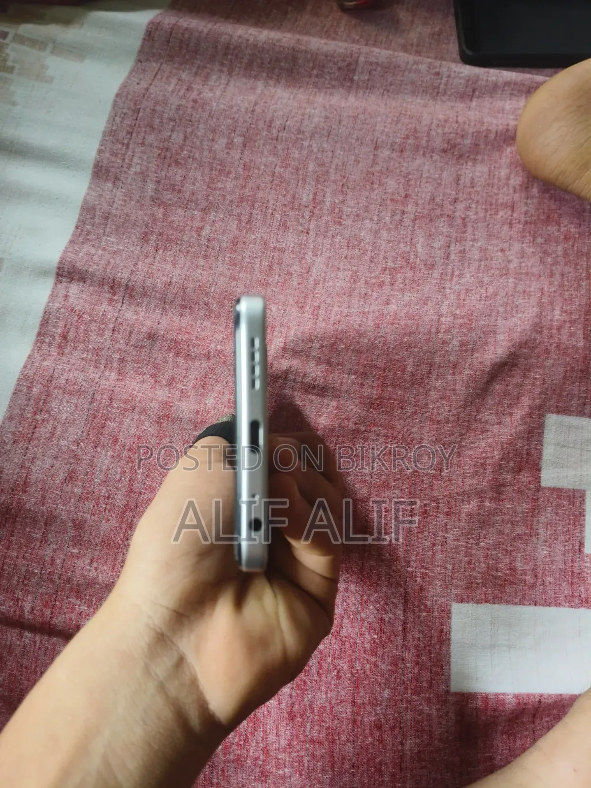 Infinix Hot 60i 256 GB Silver