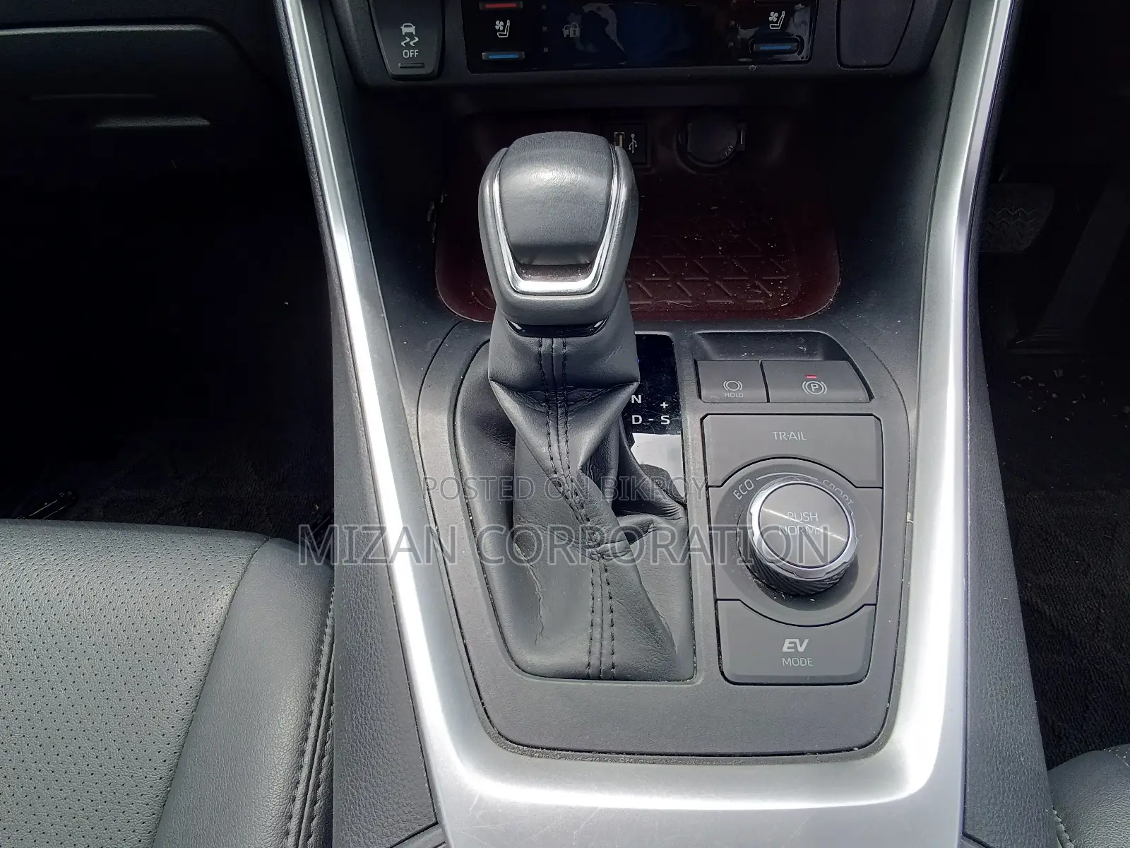 Toyota RAV4 Hybrid 2023 Gray