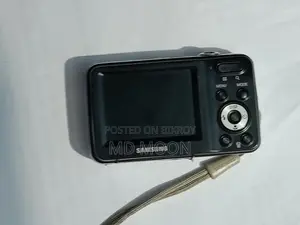 Samsung Es80 12.2mp Digital Camera | 5x Optical Zoom | Good Condition