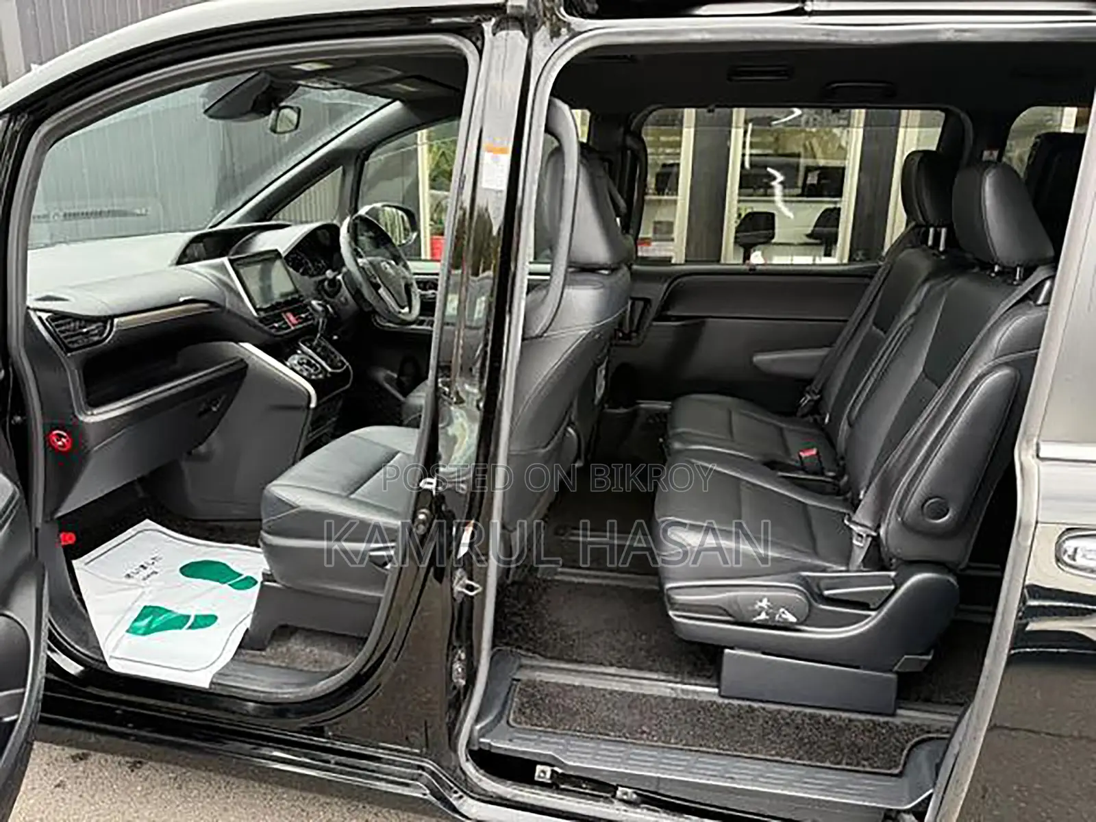 Toyota Esquire 1.8 Front Wheel Drive Hybrid (7 seater) 2020 Blue