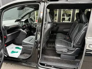 Toyota Esquire 1.8 Front Wheel Drive Hybrid (7 seater) 2020 Blue