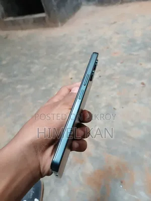 Vivo Y17s 128 GB