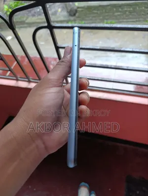 Vivo Y12 32 GB Blue