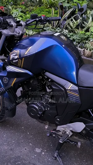 Yamaha FZ6 2021 Blue