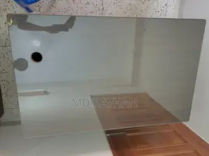অফিস টেবিল