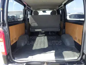 Toyota HiAce 2021 Black