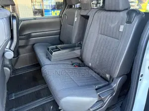 Toyota Noah 2022 Pearl