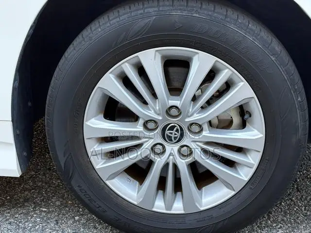 Toyota Noah 2022 Pearl