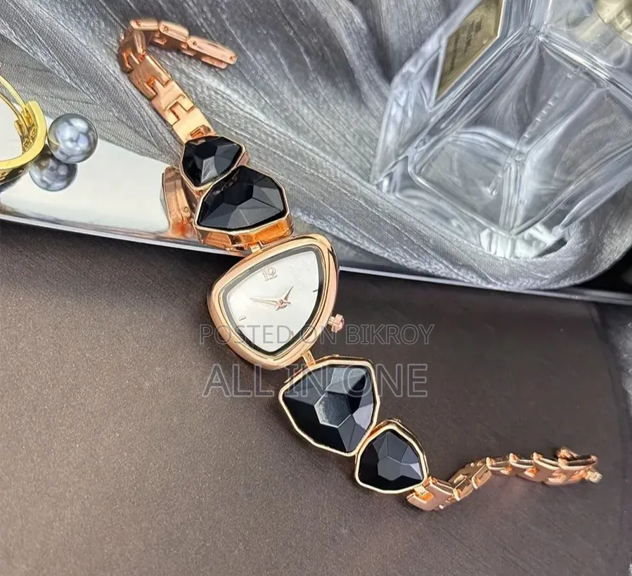 Exclusive Bracelet Watch - Comes with a Premium Gift Box!