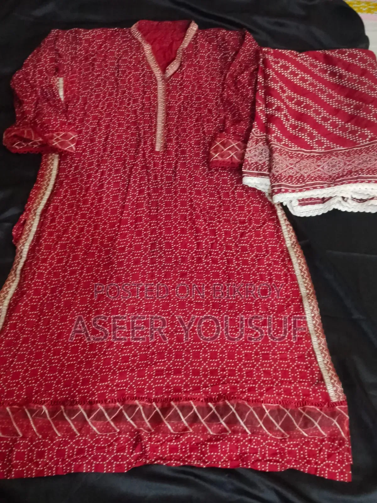 মহিলাদের টু পিস লাল কামিজ