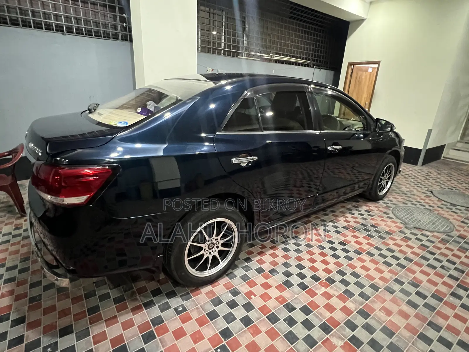 Toyota Premio 1.5 FWD 2019 Blue