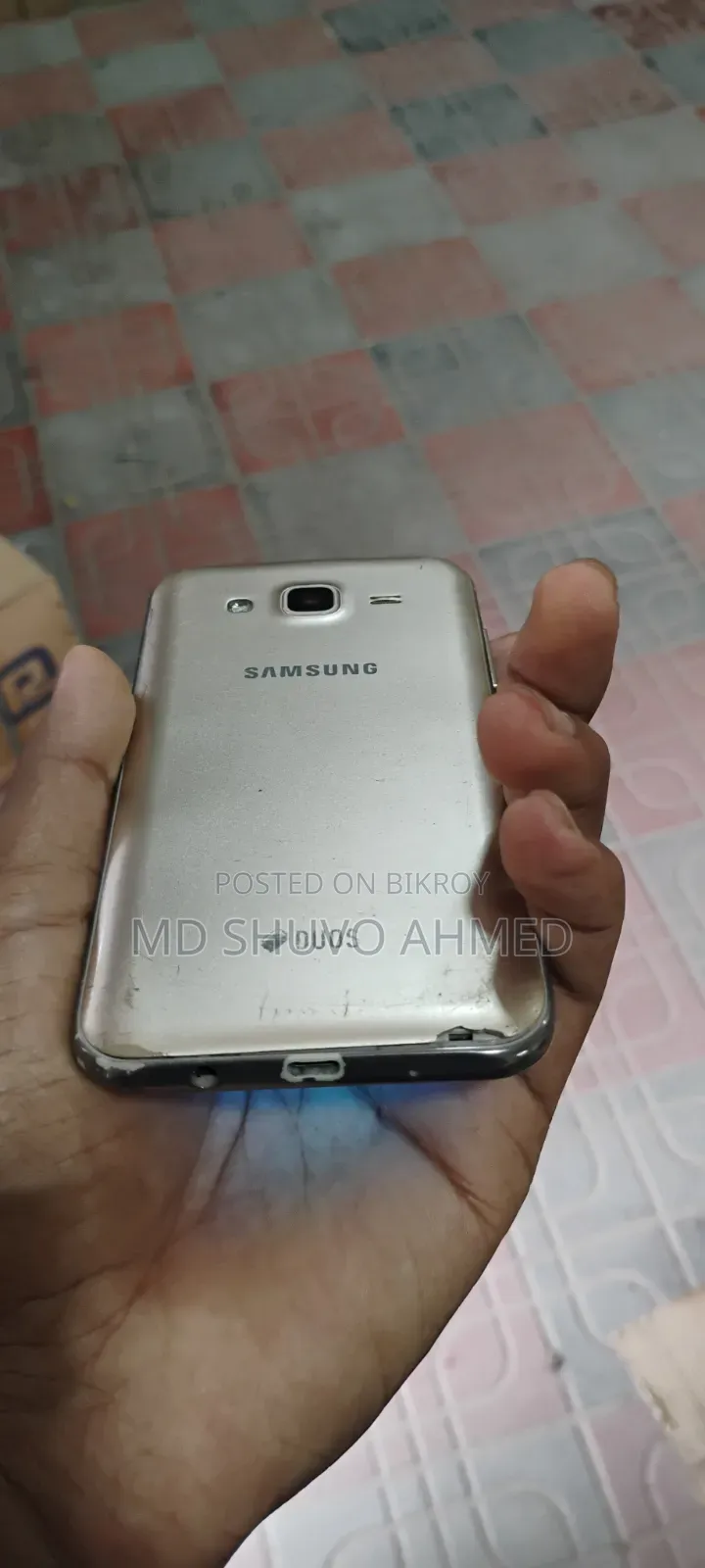 Samsung Galaxy J5 8 GB Silver
