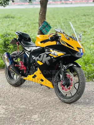 Suzuki GSX-R 2019 Yellow