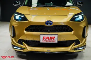 Toyota Yaris Cross 1.5 Hybrid FWD 2021 Gold