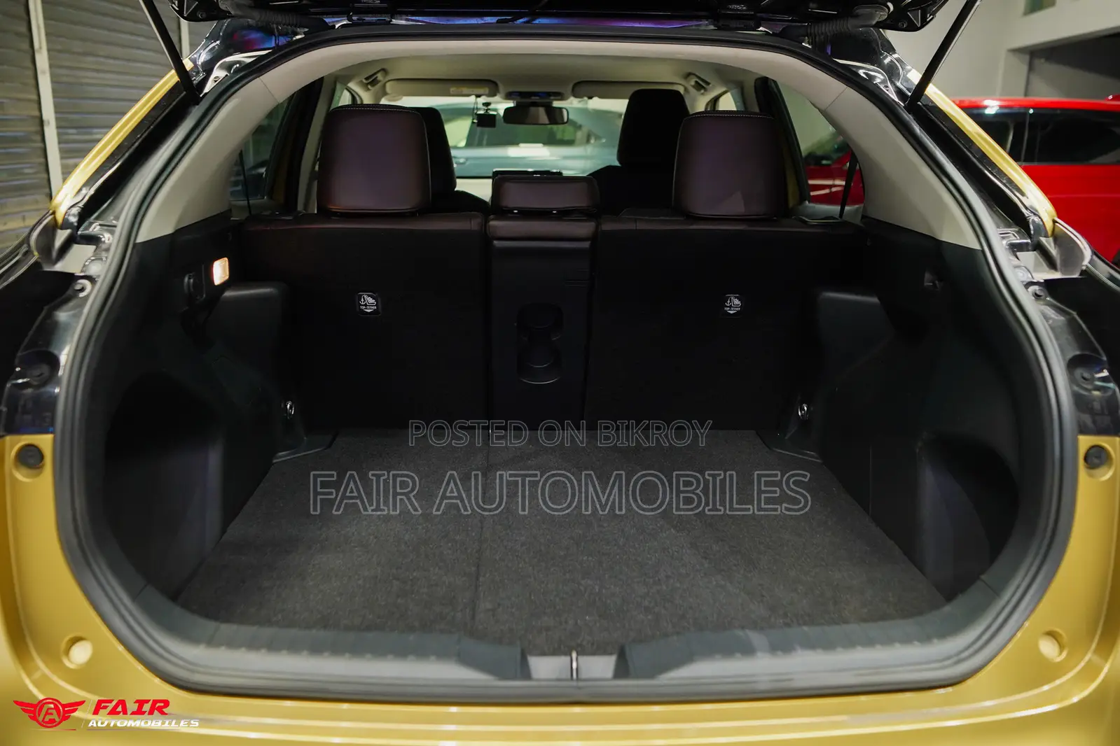 Toyota Yaris Cross 1.5 Hybrid FWD 2021 Gold