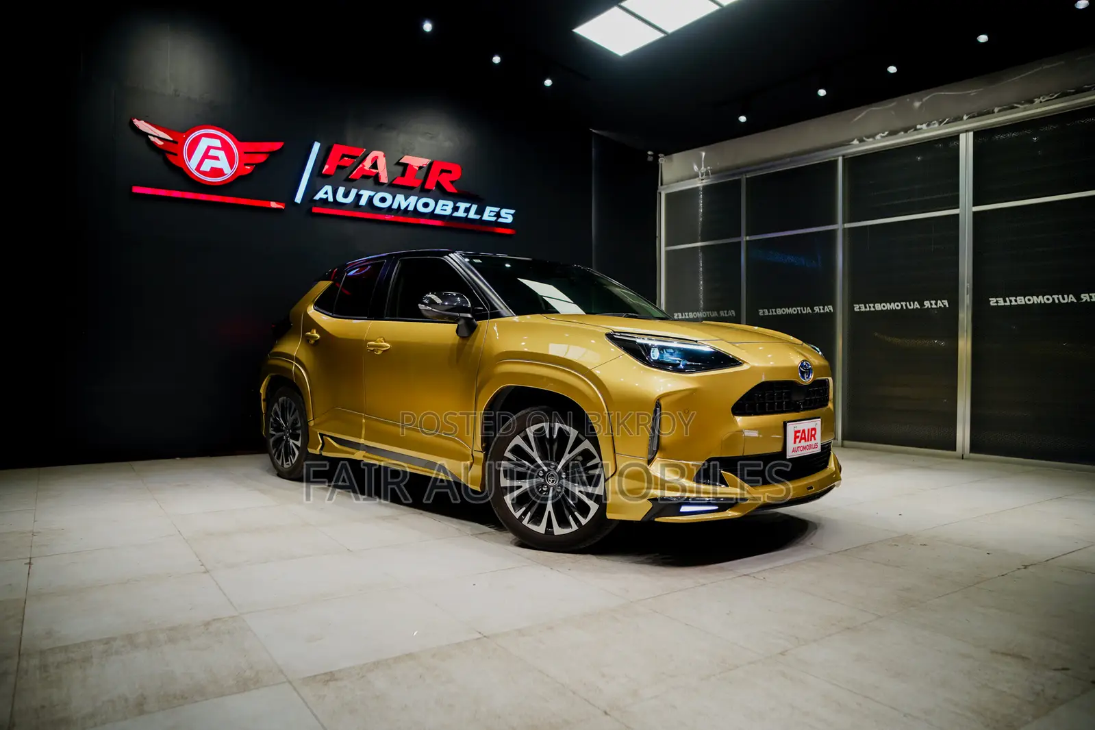 Toyota Yaris Cross 1.5 Hybrid FWD 2021 Gold