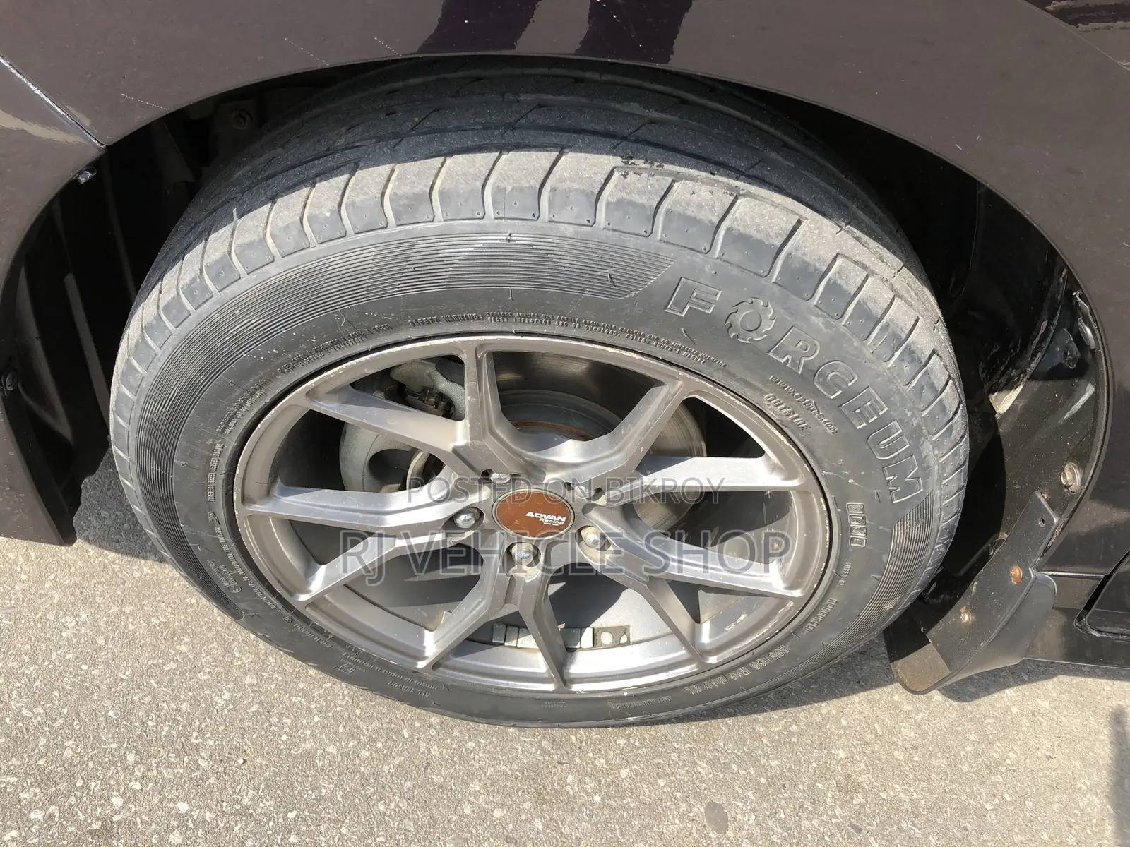 Toyota Noah 1.8 FWD Hybrid (7 seater) 2017 Maroon