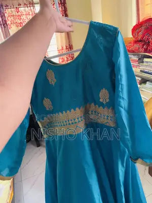 পার্টি ড্রেস