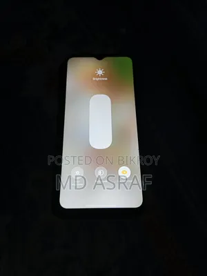 Vivo Y18 64 GB Blue
