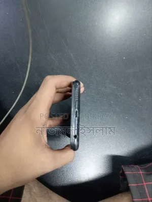 Vivo Y11 32 GB Purple