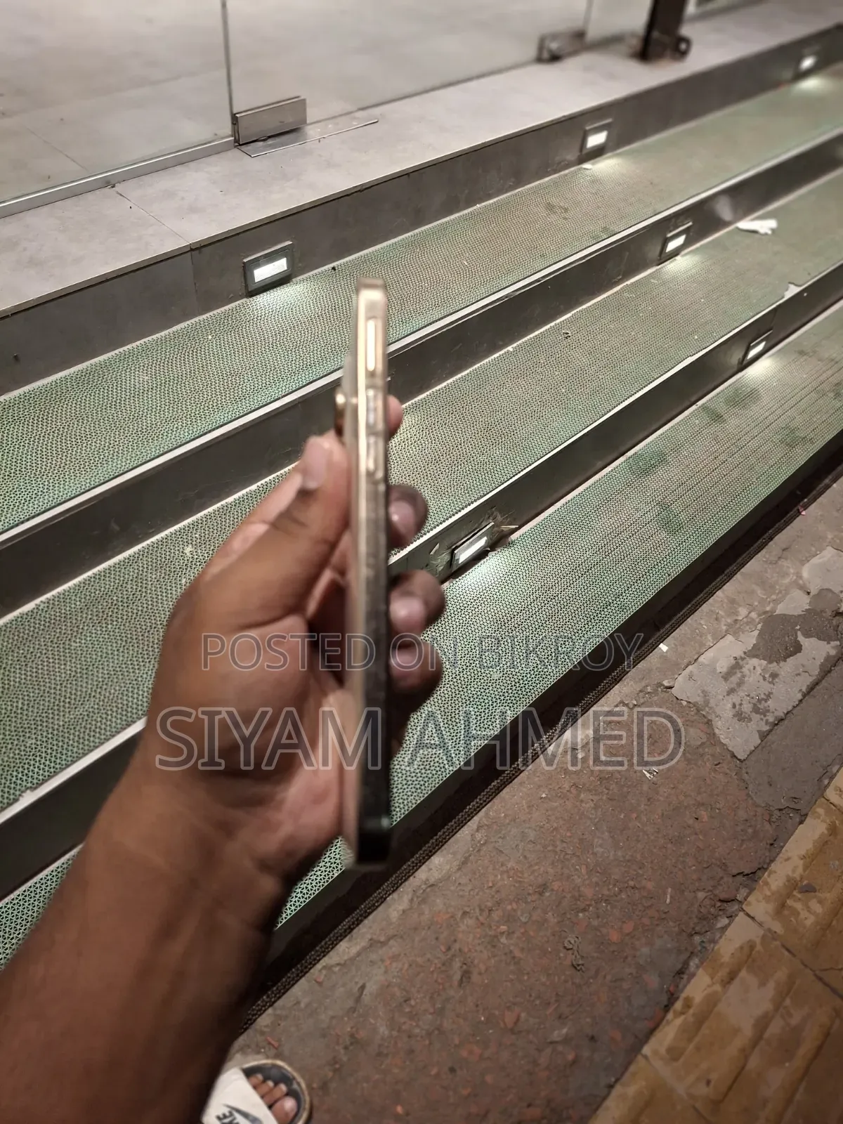 M-Horse 64 GB Rose Gold