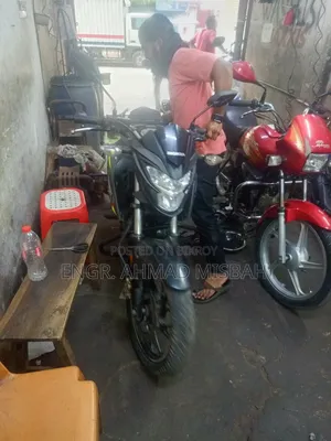Honda Hornet 2023 Gray