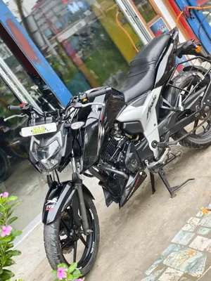TVS Apache 160 4V 2022 Black