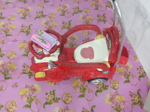 বাচ্চাদের লাল বেবি অটো কার