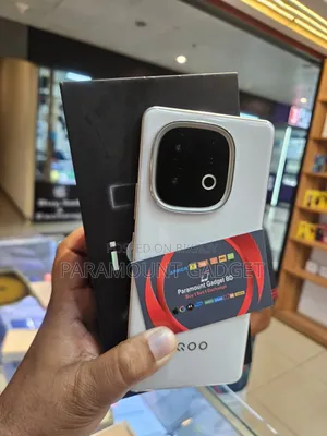 iQOO 256 GB White