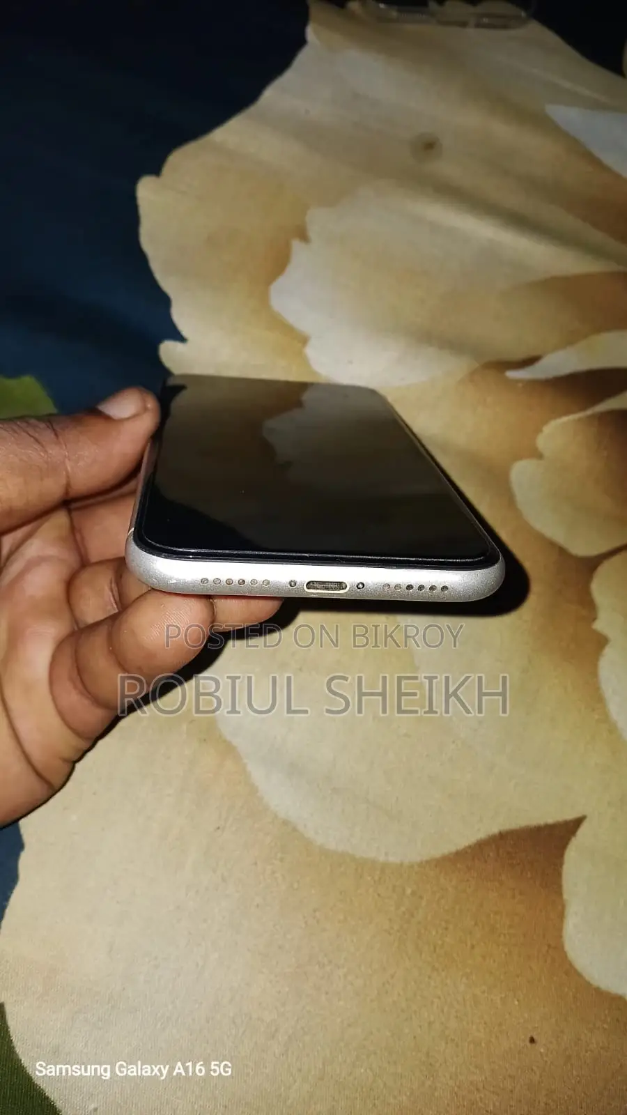 Apple iPhone 11 64 GB White