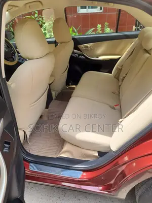 Toyota Premio 2018 Red
