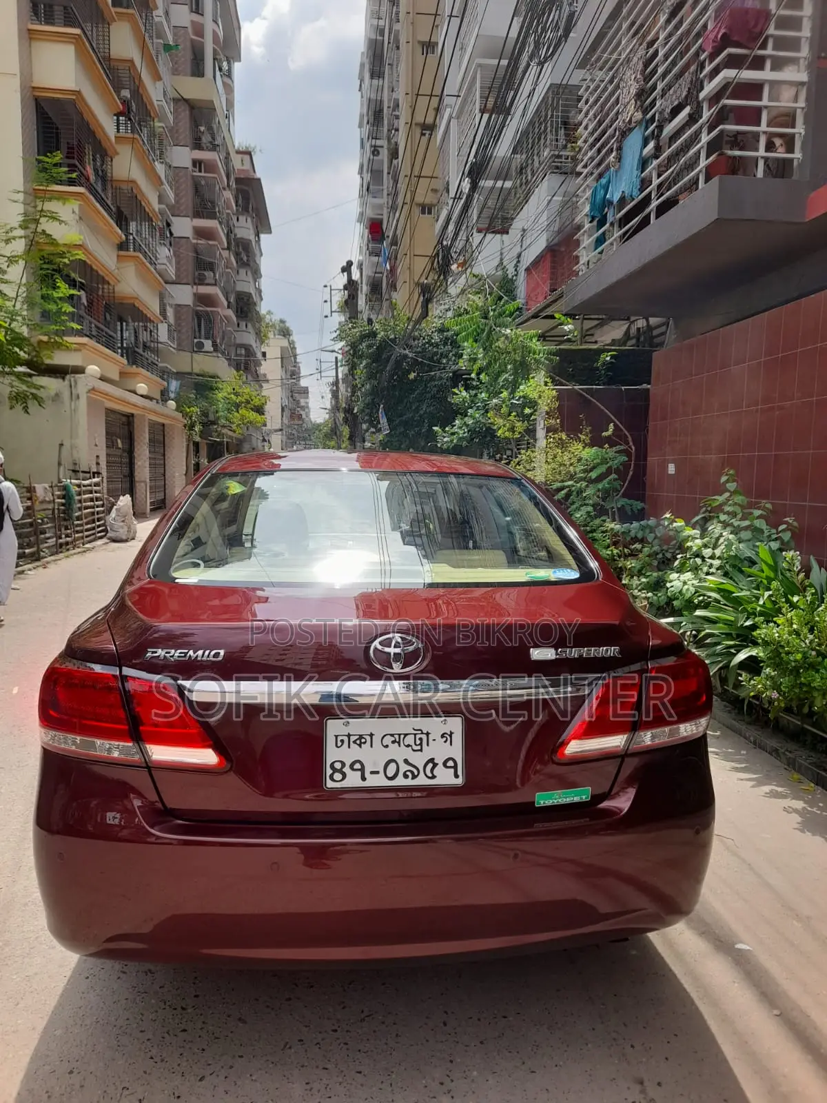 Toyota Premio 2018 Red