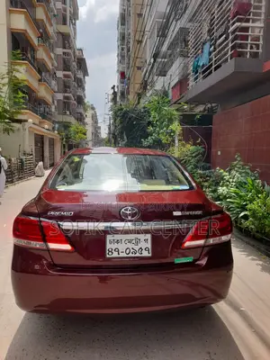Toyota Premio 2018 Red