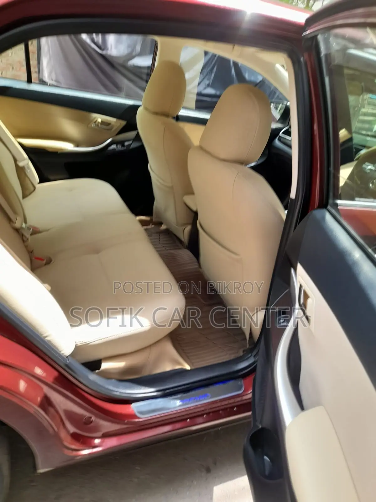 Toyota Premio 2018 Red