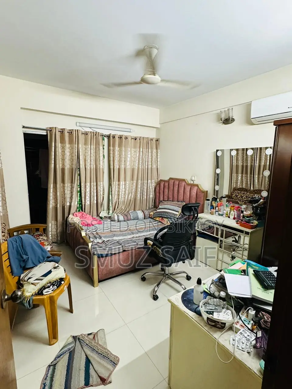 Furnished 2-bedroom Apartment in Khilgaon C Block for Sale