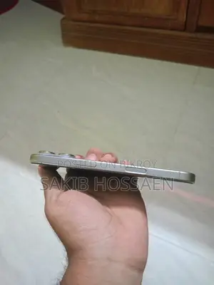 Apple iPhone 16 Pro 128 GB Silver