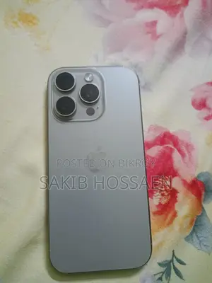 Apple iPhone 16 Pro 128 GB Silver