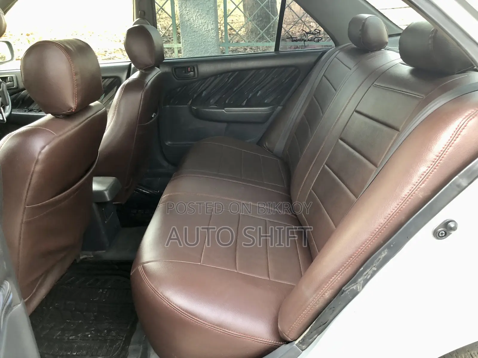 Toyota Carina 1996 Silver