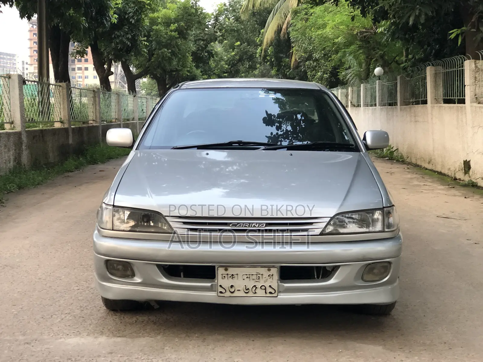 Toyota Carina 1996 Silver