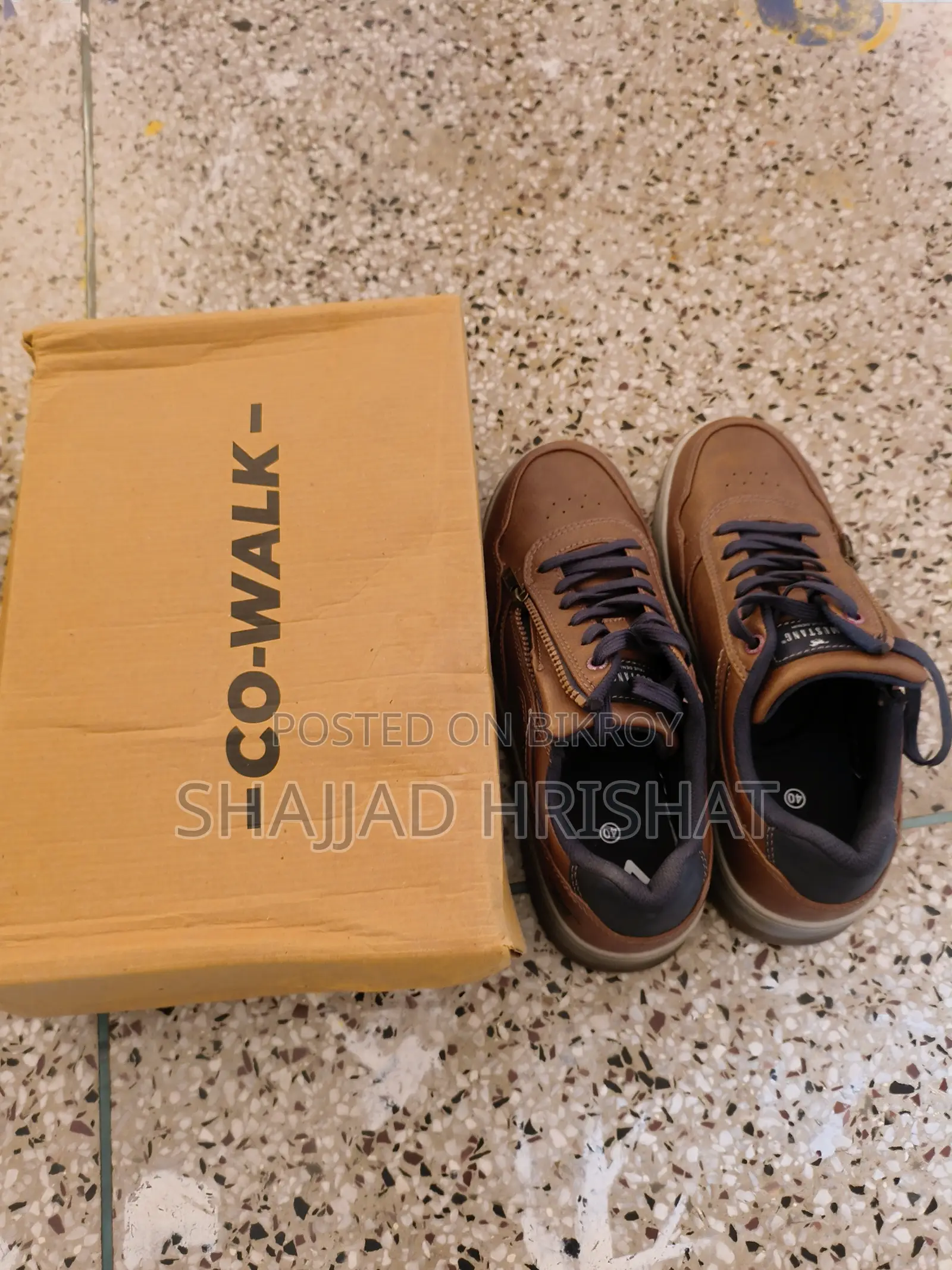 Mustang Sneakers