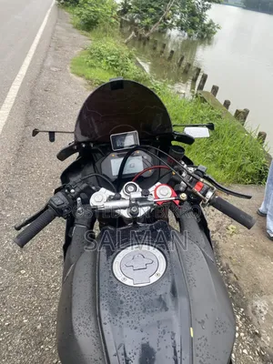 Yamaha 2025 Black