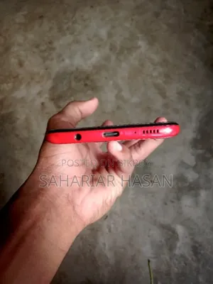 Samsung Galaxy A20 32 GB Red