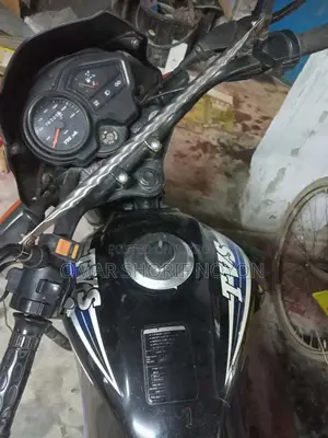 টিভিএস মেট্রো ২০১৬ কালো
