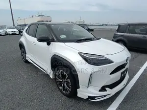 Toyota Yaris Cross 1.5 Hybrid FWD 2021 Pearl